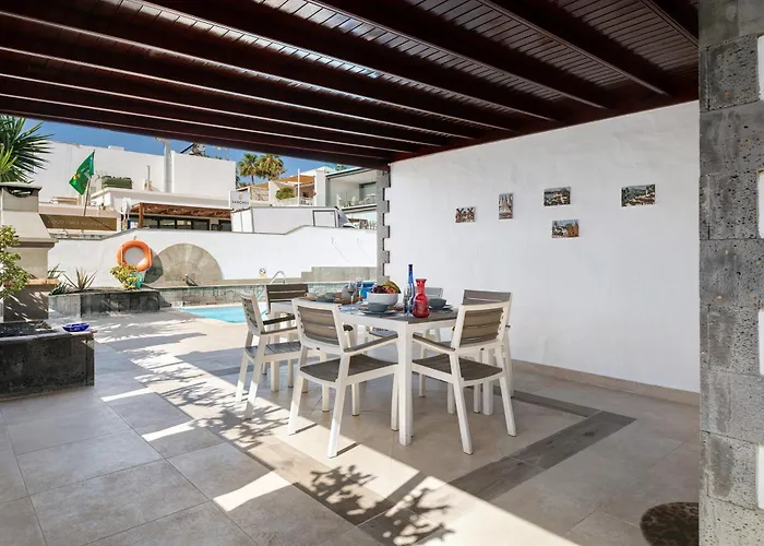 Willa Munoz Puerto del Carmen (Lanzarote)