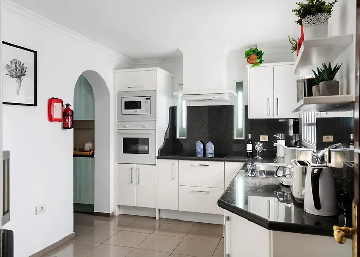 Munoz * פוארטו דל כרמן